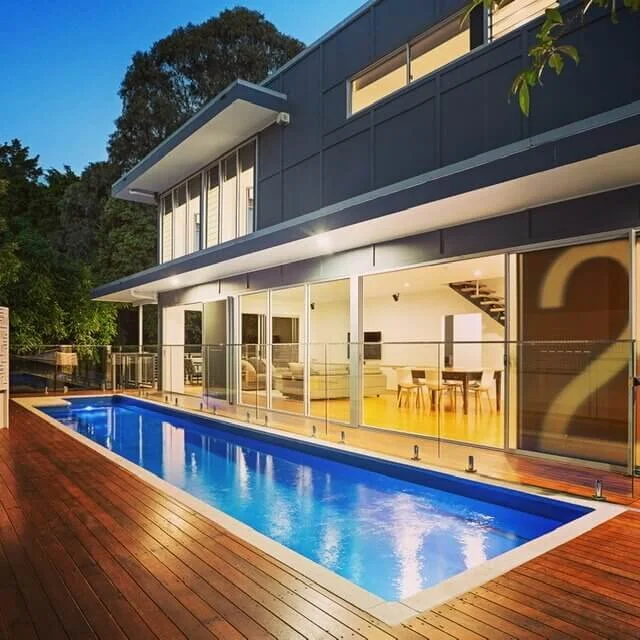 12m · Australien